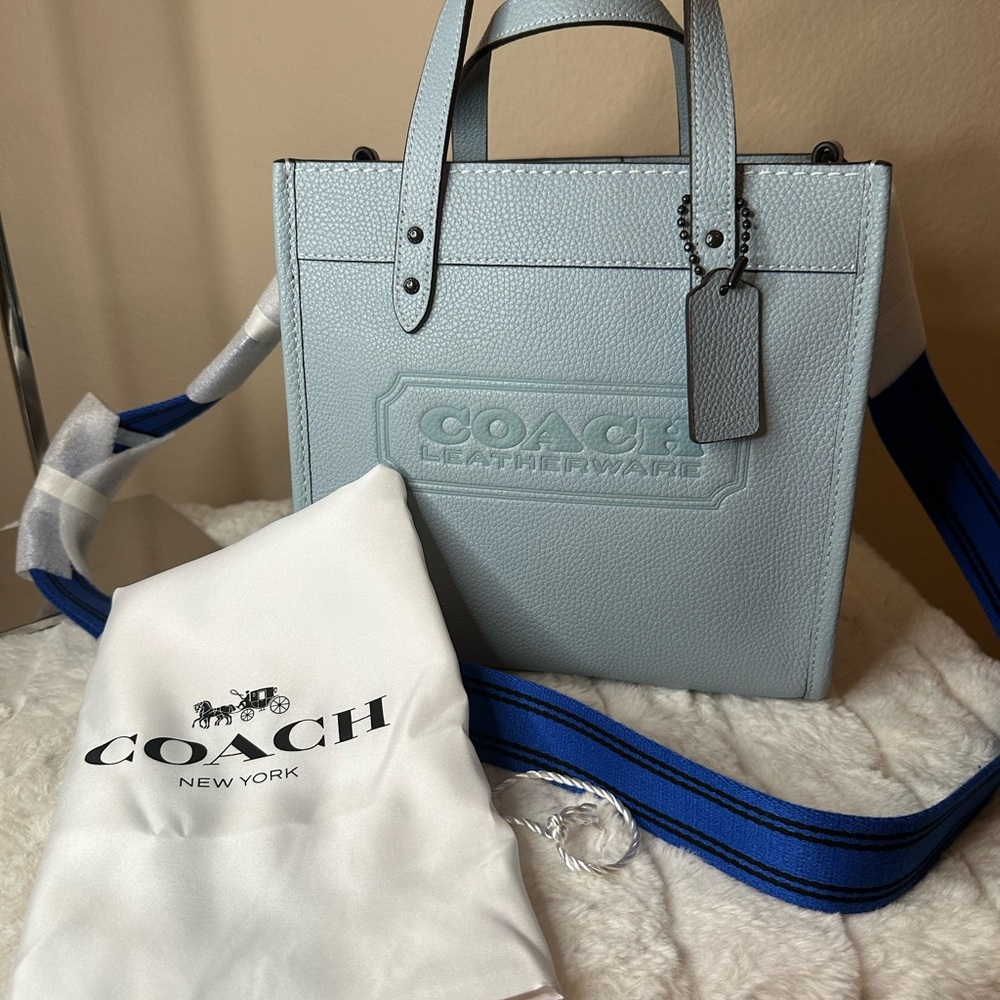 Coach Field Tote 22 Pebble Leather Aqua - Picture 2 of 15